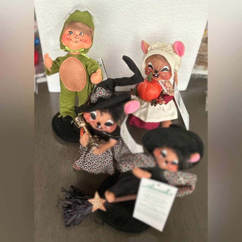6 Annalee Halloween/Fall Themed Dolls